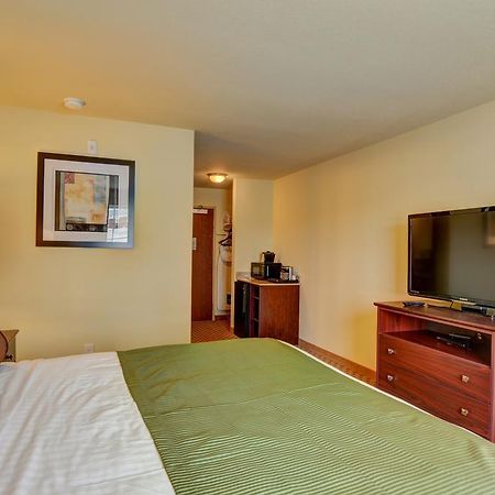 Cobblestone Hotel & Suites - Punxsutawney المظهر الخارجي الصورة