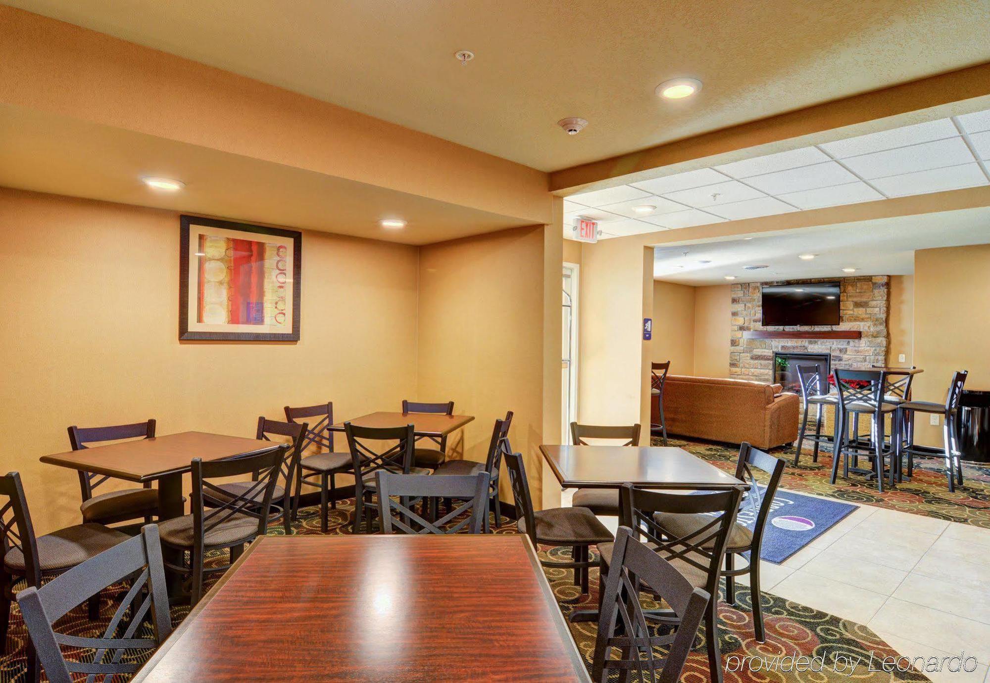Cobblestone Hotel & Suites - Punxsutawney المظهر الخارجي الصورة