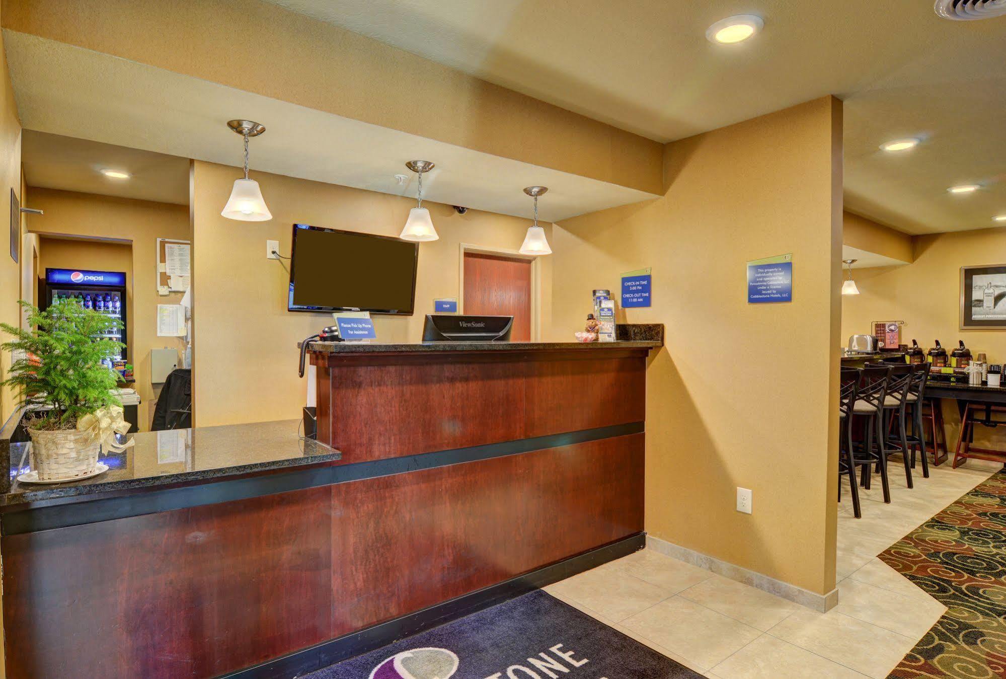 Cobblestone Hotel & Suites - Punxsutawney المظهر الخارجي الصورة